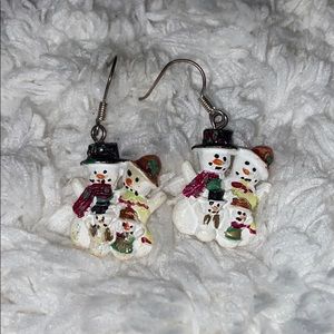 Dangle Snowmen Earrings!